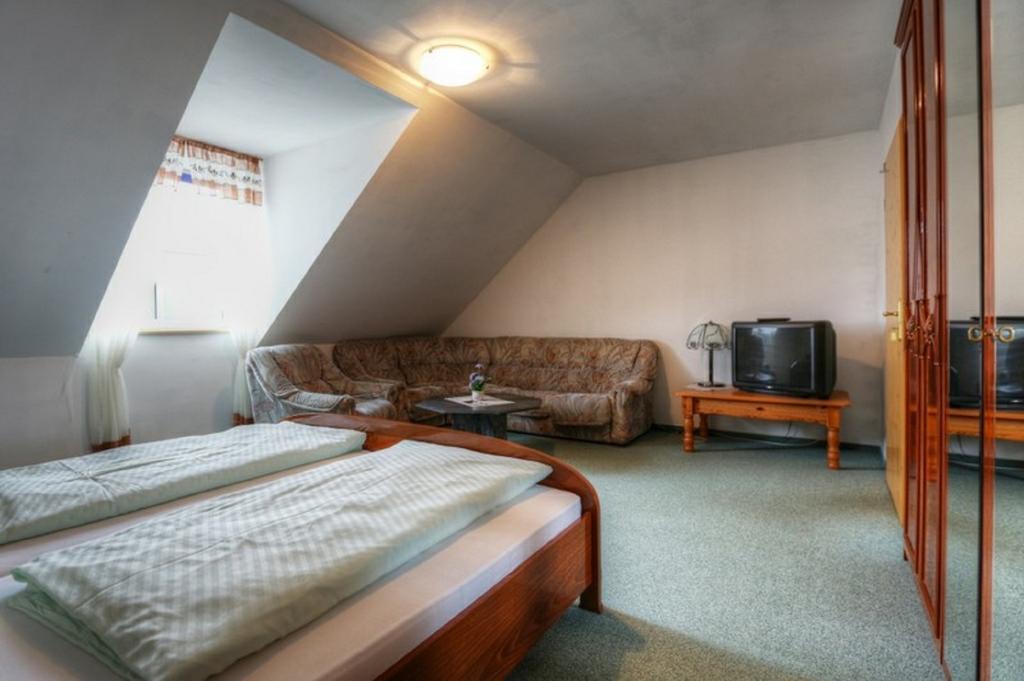 Pension & Gasthaus Kahren Екстер'єр фото
